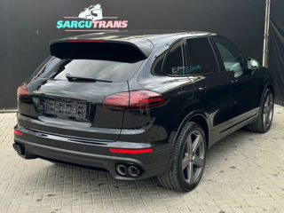 Porsche Cayenne foto 4