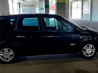 Renault Grand Scenic foto 6