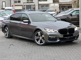 BMW 7 Series foto 4