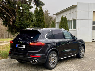 Porsche Cayenne foto 3