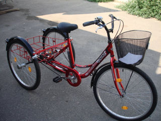 Куплю б/у взрослый 3-х колёсный велосипед. Или два одинаковых 2-х колёсных . foto 1