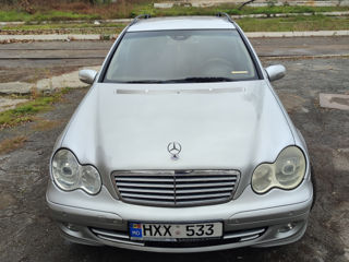 Mercedes C-Class