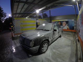 Mercedes Series (W124) foto 1