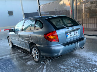 KIA Rio foto 2