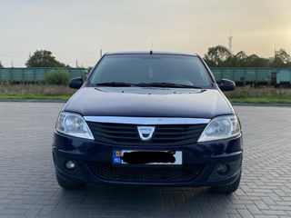 Dacia Logan foto 2