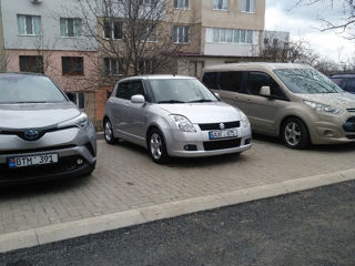 Suzuki Swift foto 4