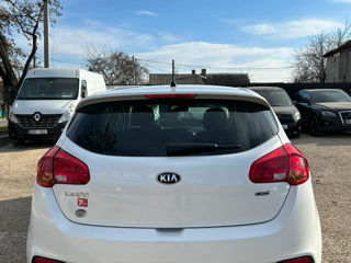 KIA Ceed foto 4