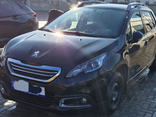 Peugeot 2008 foto 4