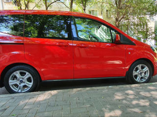 Ford Tourneo Courier foto 6