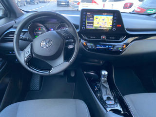 Toyota C-HR foto 7