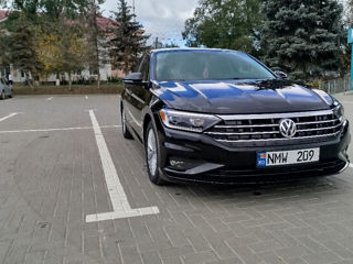 Volkswagen Jetta foto 8