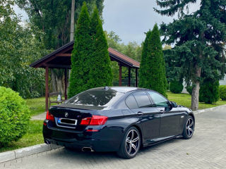 BMW 5 Series foto 4