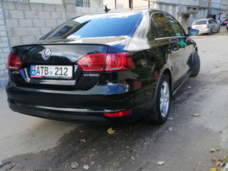 Volkswagen Jetta foto 8