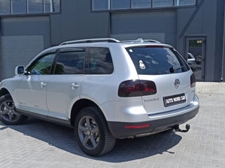 Volkswagen Touareg foto 4