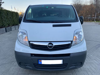 Opel Vivaro 2.0Diesel foto 4