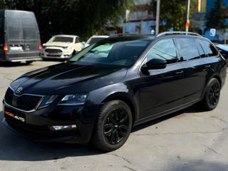 Skoda Octavia foto 3