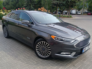 Ford Fusion foto 6