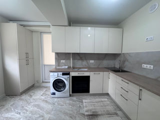 Apartament cu 2 camere, 53 m², Durlești, Chișinău foto 2