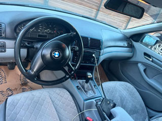 BMW 3 Series foto 7