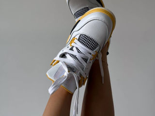 Nike Air Jordan 4 Retro White/Yellow Unisex foto 9