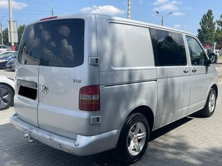 Volkswagen Transporter foto 3