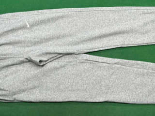 Vând nike joggers mărimea L