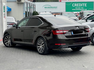 Skoda Superb foto 5