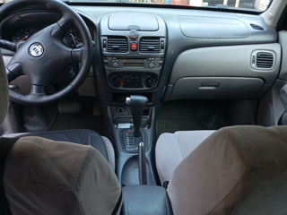 Nissan Almera foto 4