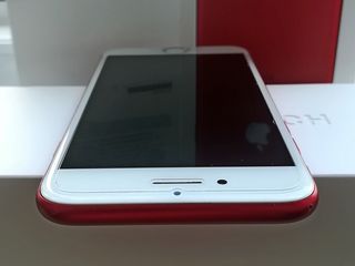 iPhone 7 Red, 256Gb, Rețeaua nu merge! foto 8