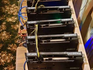 RIG Maining RX 6600 XT x 12 GPU