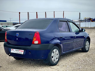 Dacia Logan foto 4