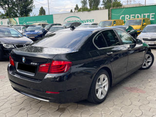 BMW 5 Series foto 4