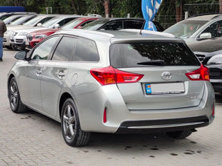 Toyota Auris foto 5