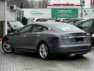 Tesla Model S foto 5