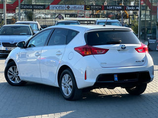 Toyota Auris foto 3