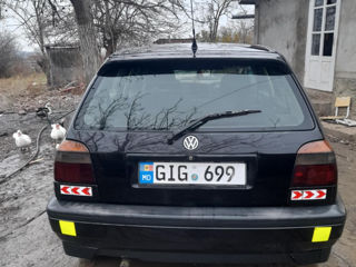 Volkswagen Golf foto 2