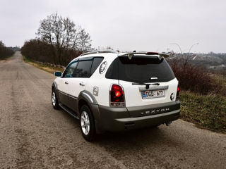 Ssangyong Rexton foto 5