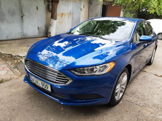 Ford Fusion foto 2