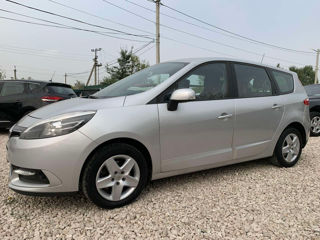 Renault Grand Scenic foto 3