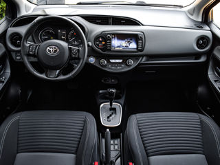 Toyota Yaris foto 7