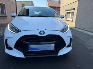 Toyota Yaris фото 3