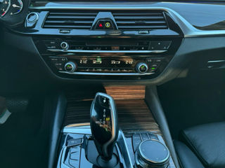 BMW 5 Series foto 12