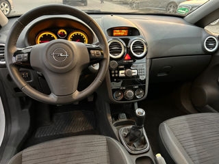 Opel Corsa foto 9