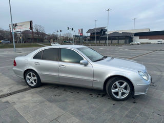 Mercedes E-Class foto 6