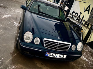 Mercedes E-Class