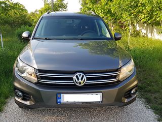 Volkswagen Tiguan foto 1