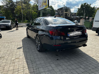 BMW 5 Series foto 3