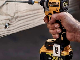 DEWALT DCF850N Mașină de înșurubat cu acumulator (fără baterii) foto 4