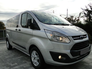 Ford Transit Custom foto 1