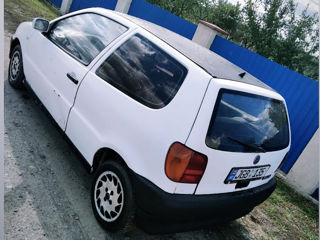 Volkswagen Polo foto 4